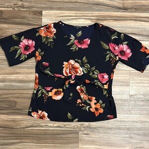 West Kei Size Small Blue Floral Blouse Stitch Fix Julianne Tie Front Blouse